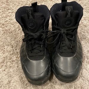 Nike Air Bakin’ Posite Triple Black